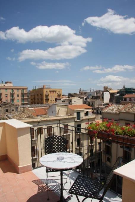 A Terrace In The Heart Of Palermo Διαμέρισμα Εξωτερικό φωτογραφία